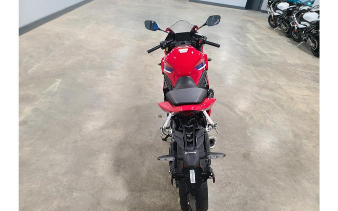 2026 CBR650R E-Clutch - Honda