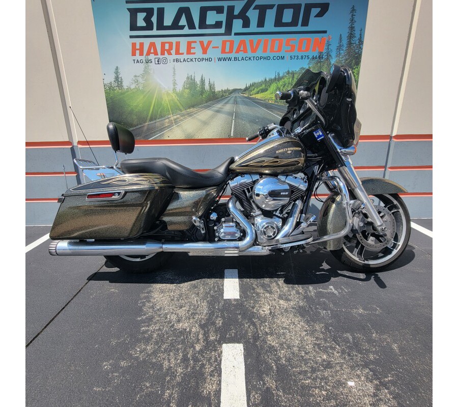 2016 Harley-Davidson Street Glide Special HC BLK GOLD FLK