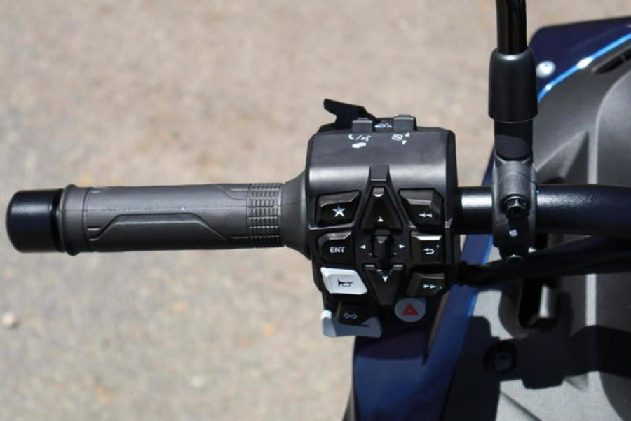 2025 Honda® NT1100 DCT