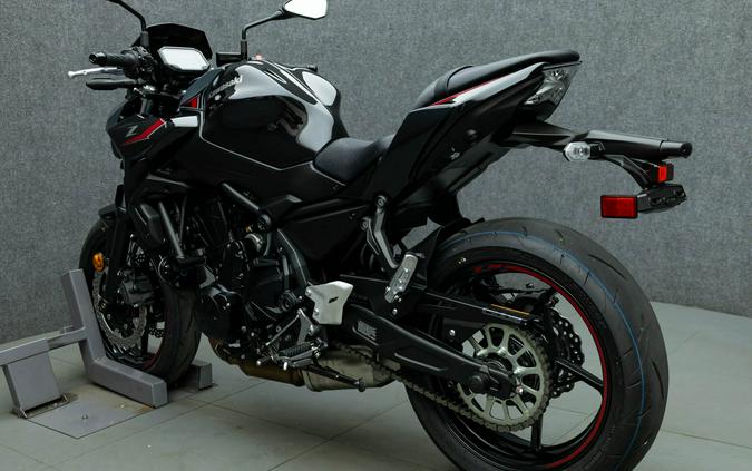 2025 KAWASAKI ER650 Z650