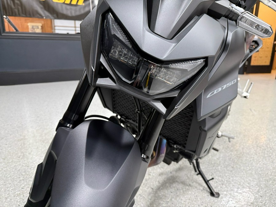 2025 Honda CB750 Hornet