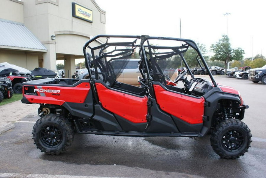 2025 Honda® Pioneer 1000-6 Deluxe Crew