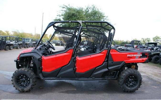 2025 Honda® Pioneer 1000-6 Deluxe Crew