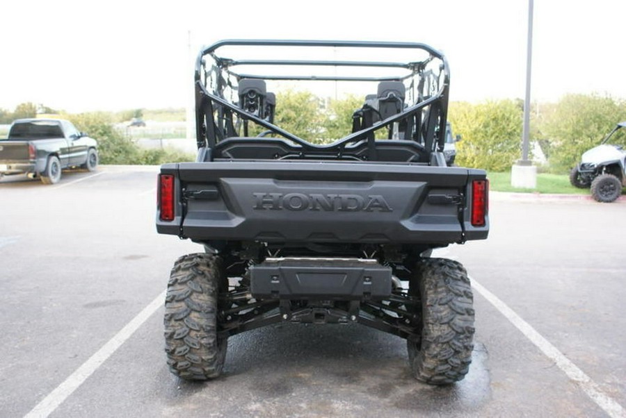 2025 Honda® Pioneer 1000-6 Deluxe Crew