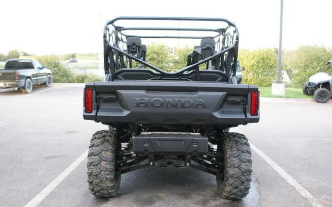 2025 Honda® Pioneer 1000-6 Deluxe Crew
