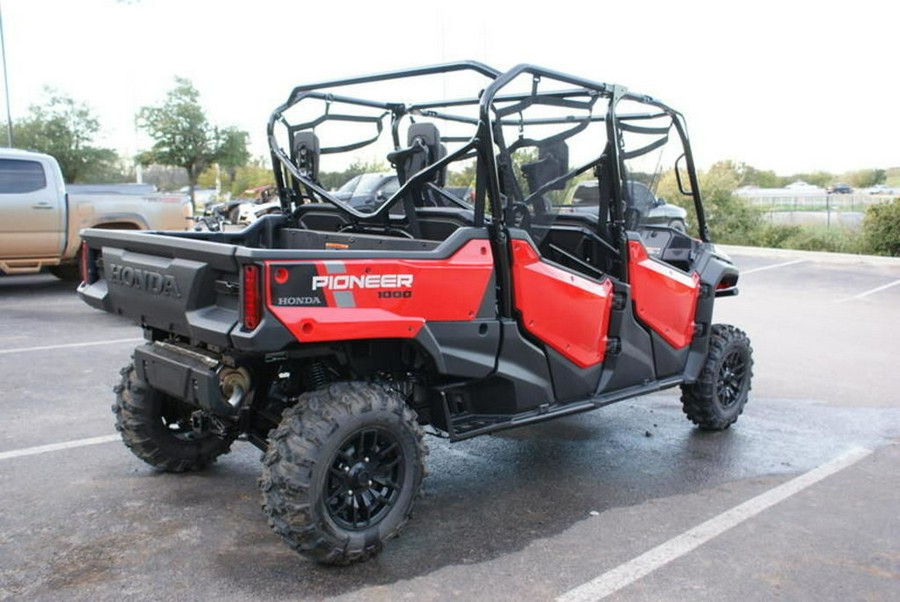 2025 Honda® Pioneer 1000-6 Deluxe Crew
