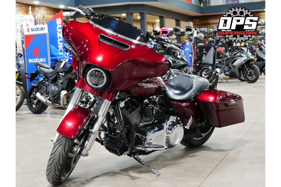 2014 Harley-Davidson® Street Glide® Special