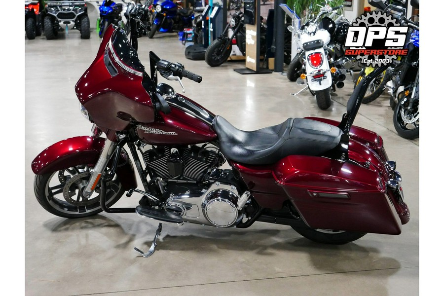 2014 Harley-Davidson® Street Glide® Special