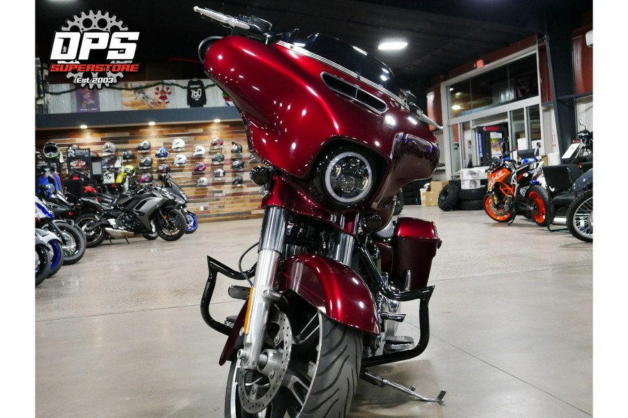 2014 Harley-Davidson® Street Glide® Special