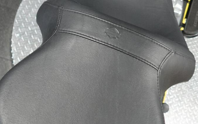 2013 Harley-Davidson Softail Slim FLS