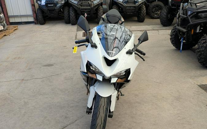2026 Kawasaki Ninja® ZX™-6R