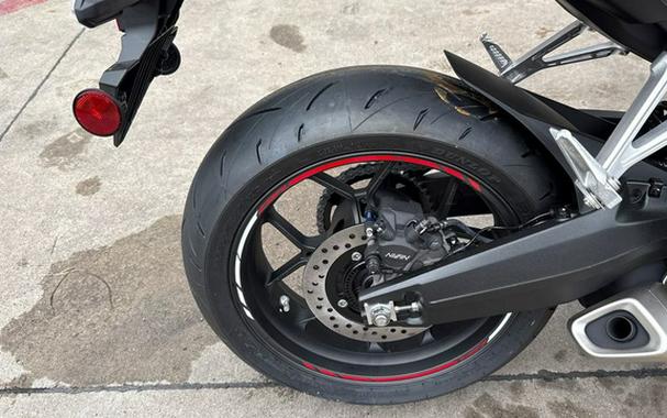 2026 Honda CBR650R E-Clutch