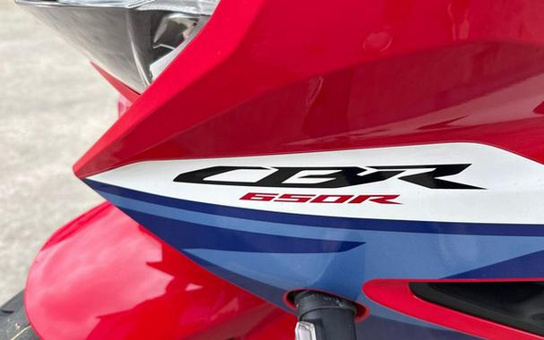 2026 Honda CBR650R E-Clutch