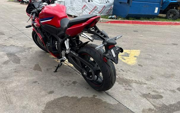 2026 Honda CBR650R E-Clutch
