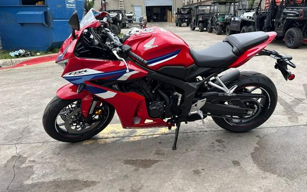 2026 Honda CBR650R E-Clutch