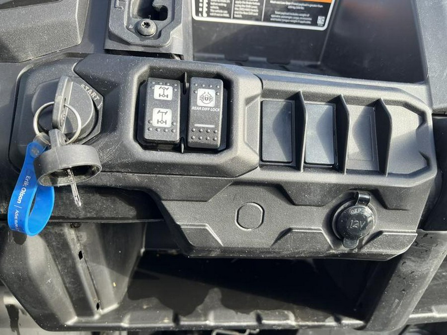 2023 Can-Am® Defender DPS HD9 Timeless Black