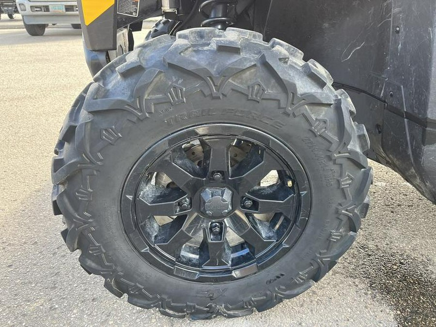 2023 Can-Am® Defender DPS HD9 Timeless Black