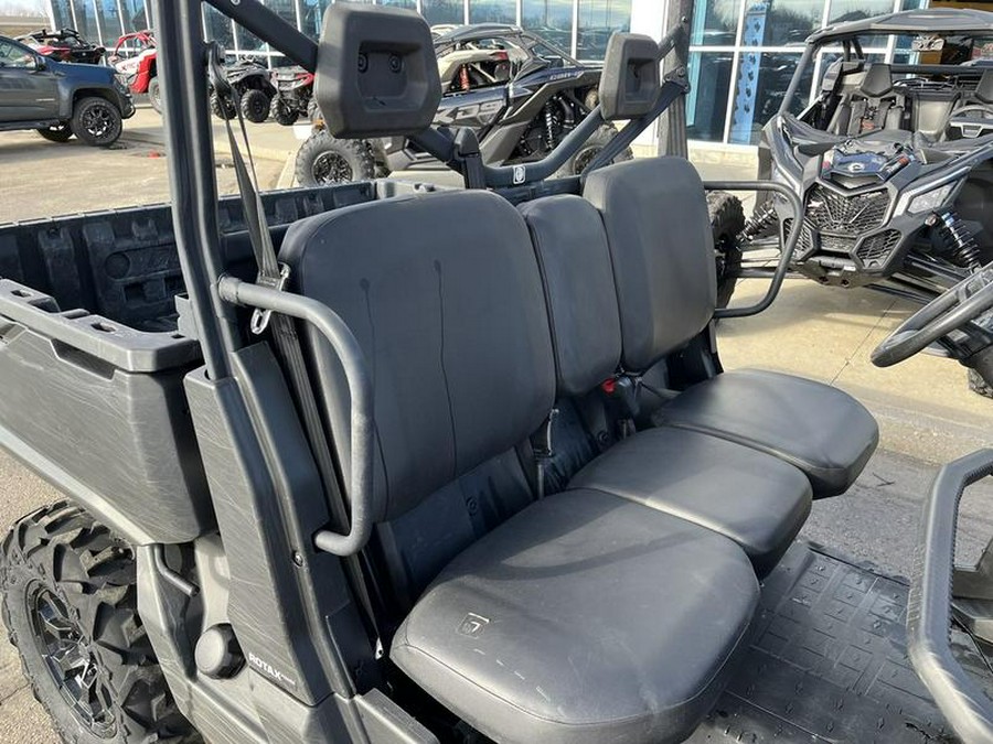 2023 Can-Am® Defender DPS HD9 Timeless Black