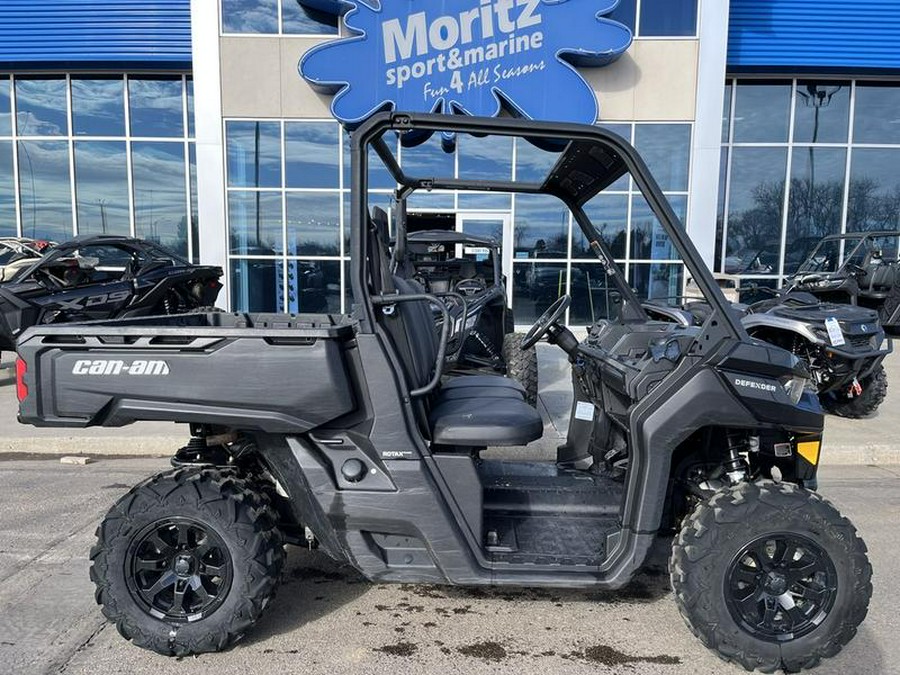2023 Can-Am® Defender DPS HD9 Timeless Black