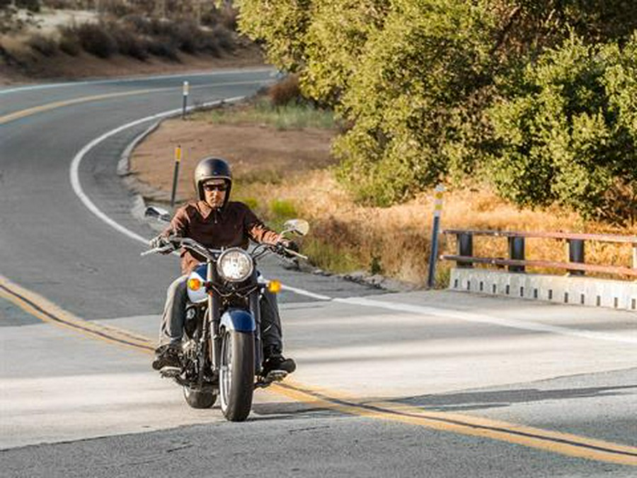 2026 Kawasaki Vulcan® 900 Classic