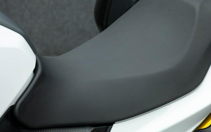2022 BMW F900XR W/ABS