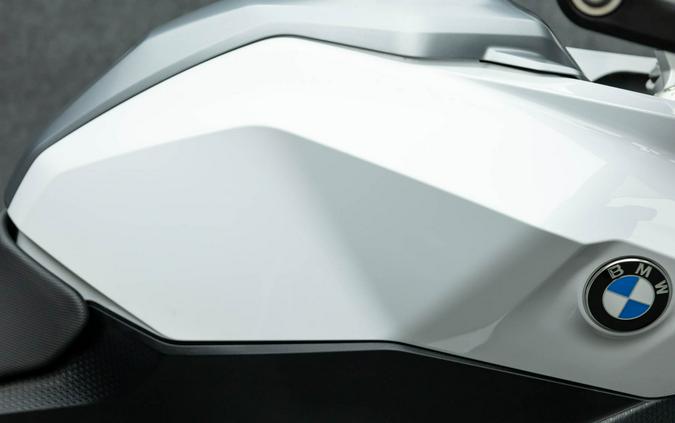 2022 BMW F900XR W/ABS