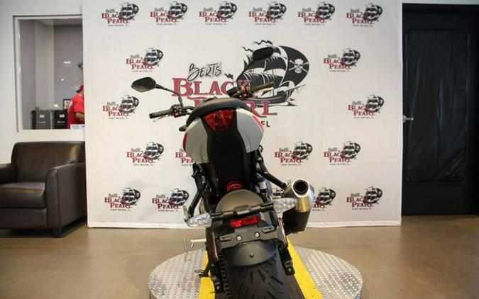 2026 Triumph Trident 800 Jet black 800