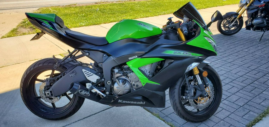 2014 Kawasaki Ninja® ZX™-6R ABS