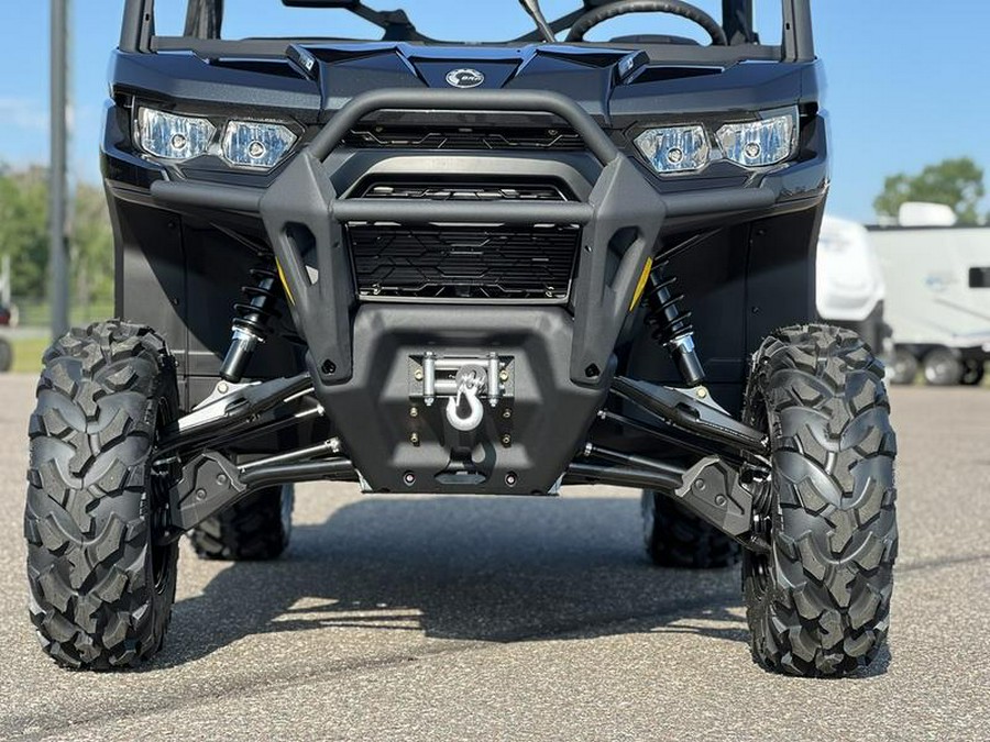 2025 Can-Am® Defender XT HD10