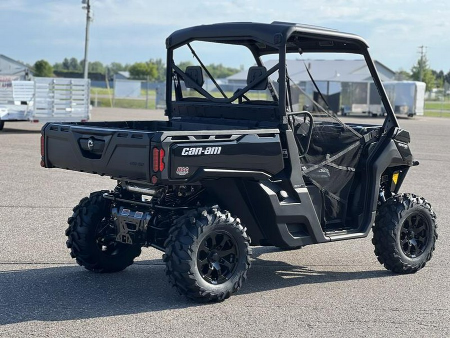 2025 Can-Am® Defender XT HD10