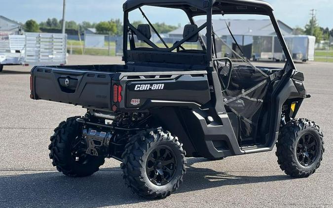 2025 Can-Am® Defender XT HD10