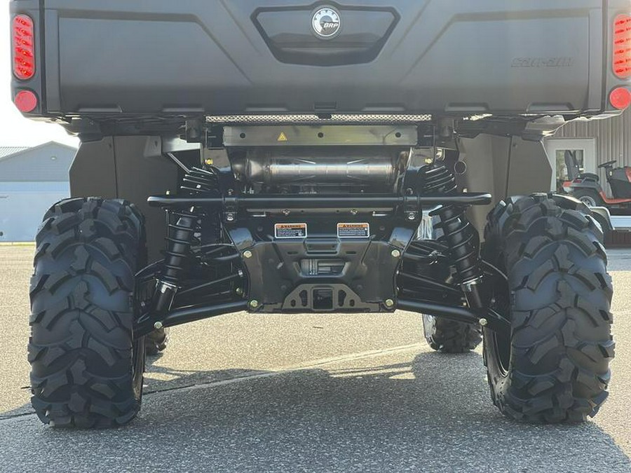 2025 Can-Am® Defender XT HD10