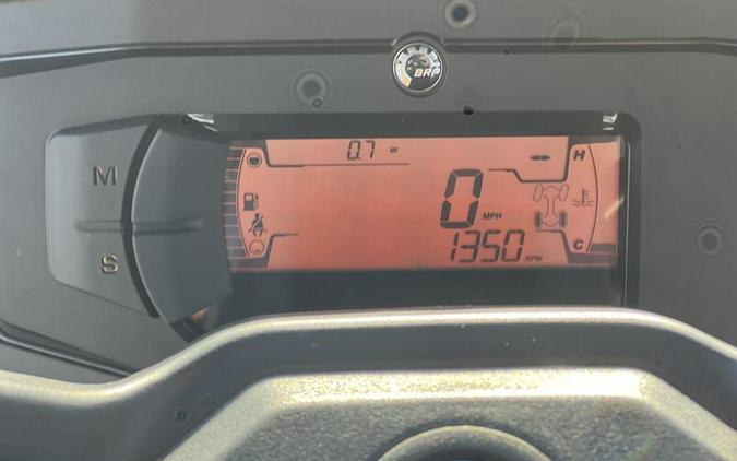 2025 Can-Am® Defender XT HD10