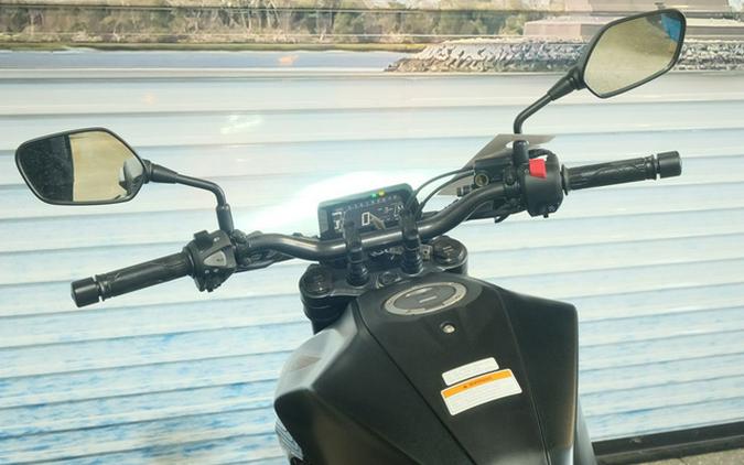 2025 Honda CB300R