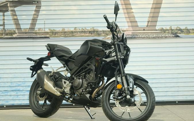 2025 Honda CB300R