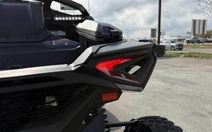 2026 Can-Am® Maverick R X rc with Smart-Shox