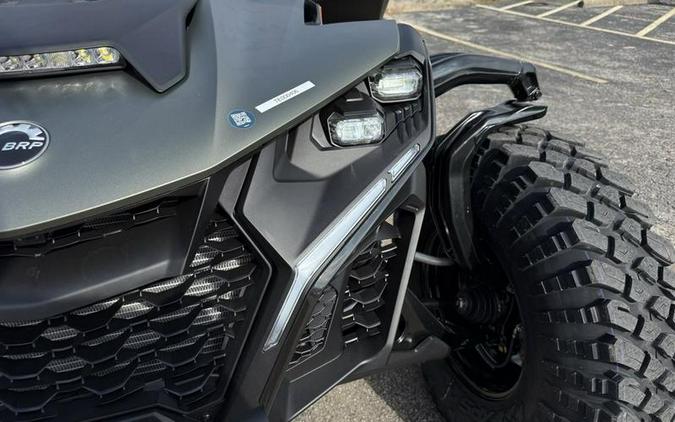2026 Can-Am® Maverick R X rc with Smart-Shox