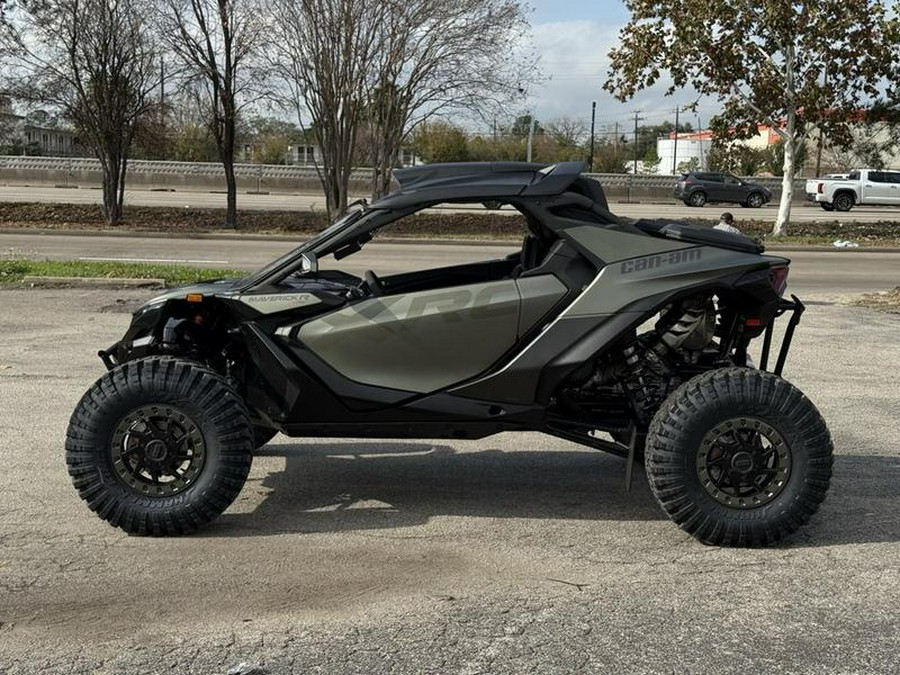 2026 Can-Am® Maverick R X rc with Smart-Shox
