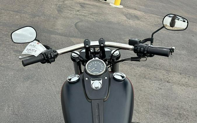 2017 Harley-Davidson® FXDF - Fat Bob®