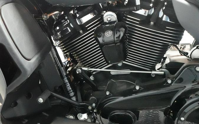 2022 Harley-Davidson Road Glide Limited FLTRK