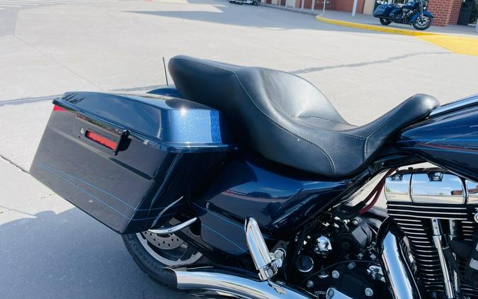 2012 Harley-Davidson Road Glide Custom FLTRX103