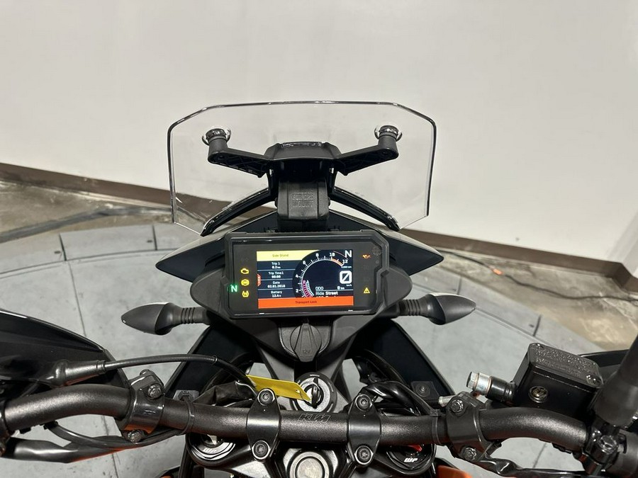 2024 KTM Adventure 390