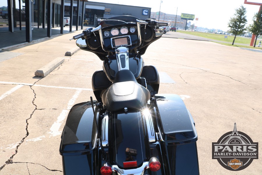 FLHXS 2016 Street Glide Special