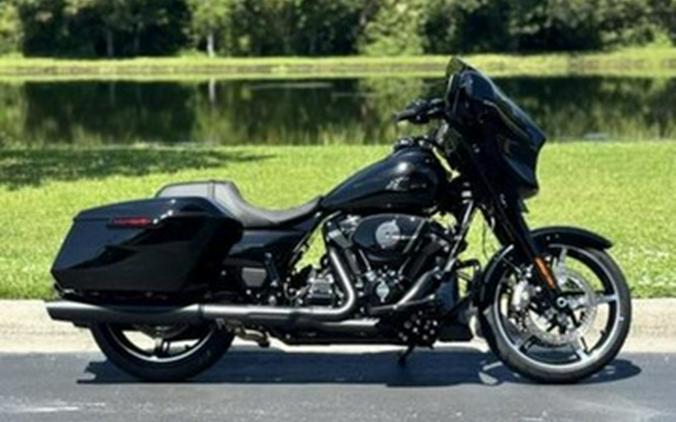 2026 Harley-Davidson Street Glide FLHX