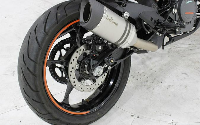 2023 KTM RC 390