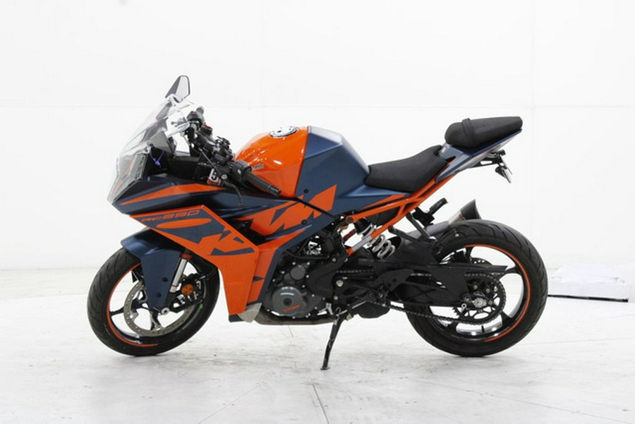 2023 KTM RC 390