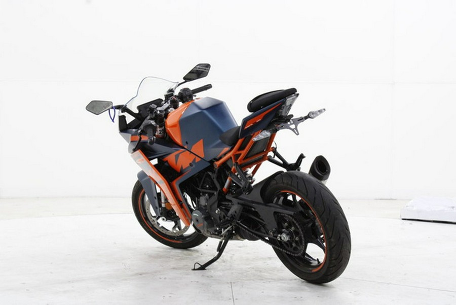 2023 KTM RC 390