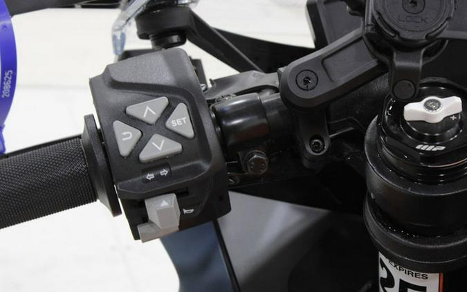 2023 KTM RC 390
