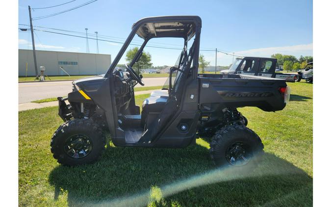 2025 Polaris Industries Ranger 1000 Premium Granite Gray