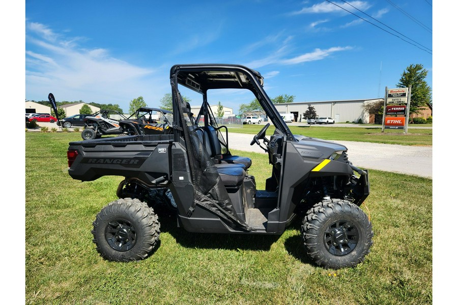 2025 Polaris Industries Ranger 1000 Premium Granite Gray